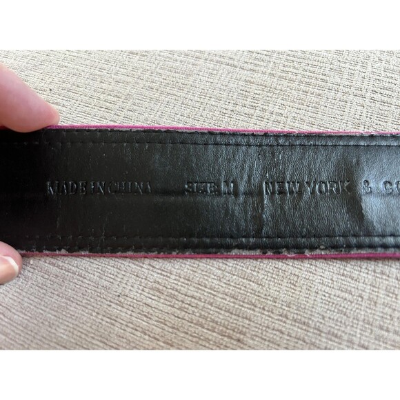 New York & Company Belt Womens Medium Pink Fabric Covered Buckle Wide Grommet - Picture 10 of 10